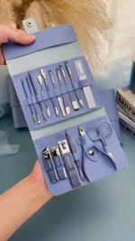16-Delige Pedicure & Manicure Set - Nagelknippers, Nagelvijl, Nageltang - Blauw by BORVAT