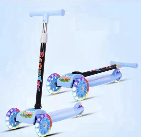 Borvat® Borvat® - Opvouwbare Driewielige Kinderscooter met LED Wielen - Verstelbaar Stuur, Lichtgewicht & Veilig - Voor Kinderen 3-8 Jaar - Blauw -