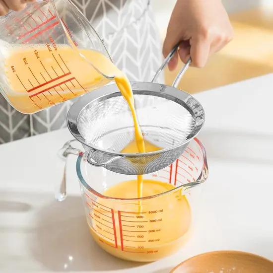 Merkloos Set van 3 roestvrijstalen zeefjes voor de keuken - Fijne mazen voor bakpoeder, pasta en rijst - 7 cm, 12 cm en 17,5 cm -