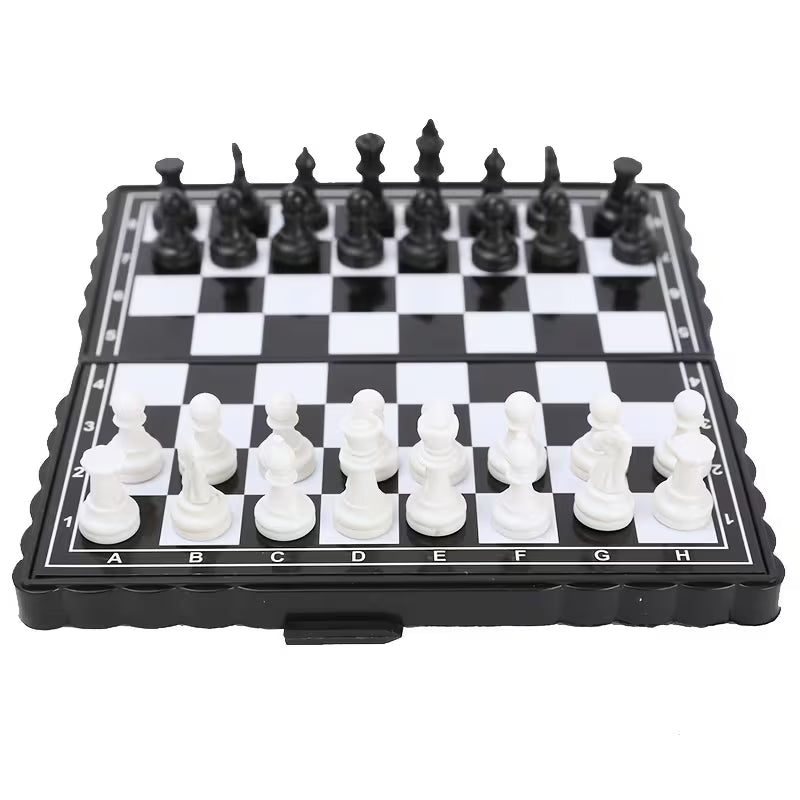 Borvat® Borvat® | Opvouwbaar schaakbord - 13 x 13cm - mini schaak bord - Schaakspel - met schaakstukken - Schaakspellen - Magnetisch - Draagbaar - Board Games Sport & Fitness