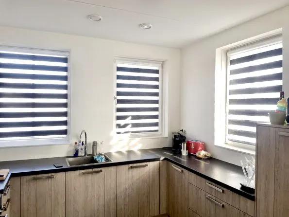 Merkloos Duo Rolgordijn Houtlook Bruin Verduisterend Lichtdoorlatend Met Ketting 210x120 cm - Shades Wonen & Interieur