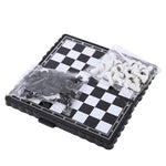 Borvat® Borvat® | Opvouwbaar schaakbord - 13 x 13cm - mini schaak bord - Schaakspel - met schaakstukken - Schaakspellen - Magnetisch - Draagbaar - Board Games Sport & Fitness